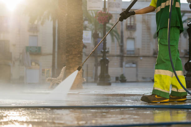 Best Machinery and Equipment Cleaning  in Vinton, IA